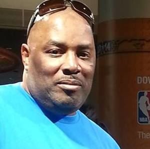 Meet your Posher, Gregory